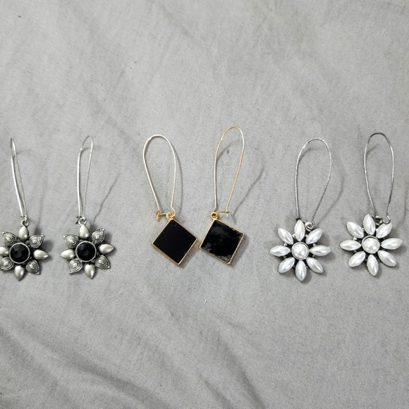 Jewelry - Earings